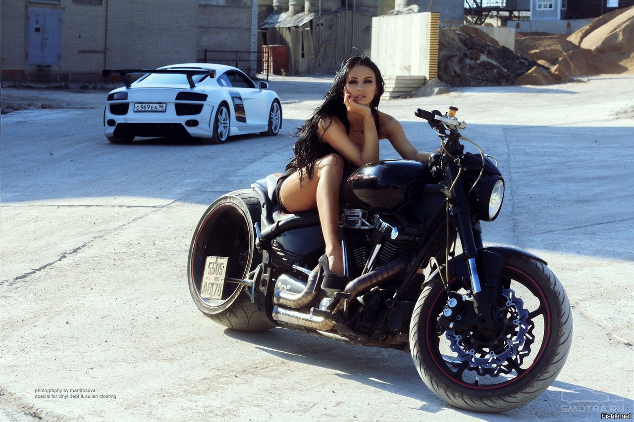 Sexy model Brunettes on a motorcycle in Dalian